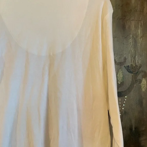 NWT Karen Scott 3/4 Sleeve T-Shirt with Beautiful Flowers and Print - Picture 10 of 11